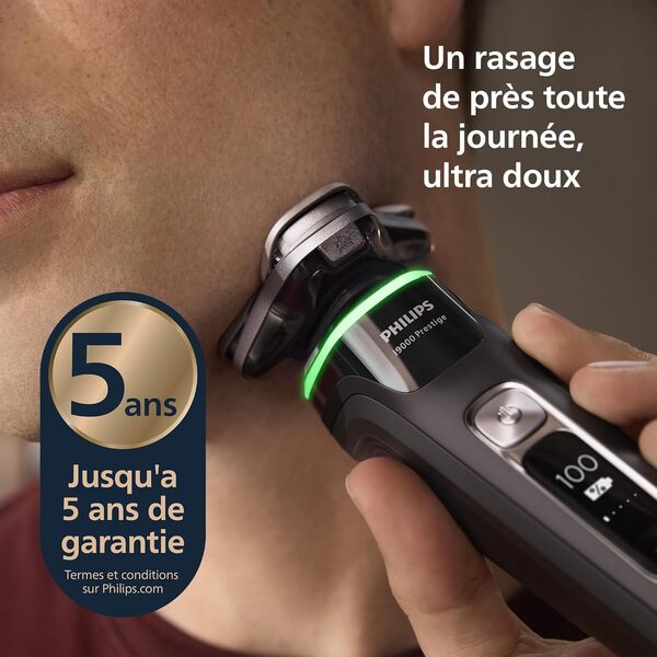 Philips Rasoir i9000 Prestige, Rasoir électrique sec et humide, Avec technologie Skin IQ, Système Triple Lift & Cut, Lames Dual SteelPrecision rotatives à 360°, Pod à nettoyage rapide, XP9207/30